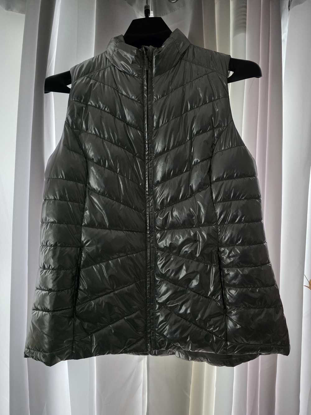 Livi Active Quilted Puffer Vest - Sliver